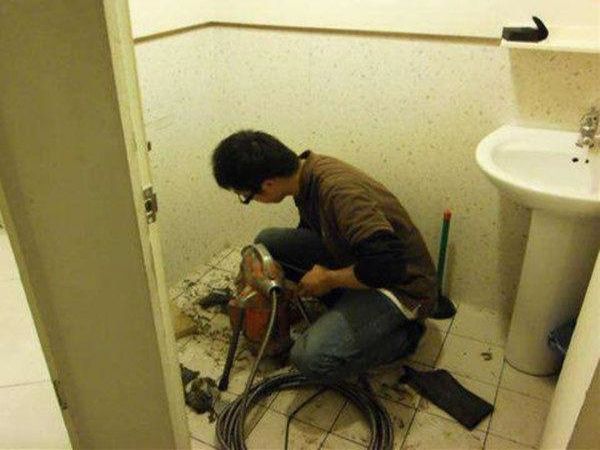 莱芜油烟道疏通(烟台疏通管道)